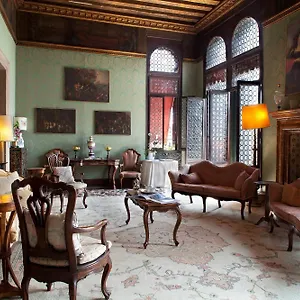 4* Gasthuis Palazzetto Pisani Grand Canal